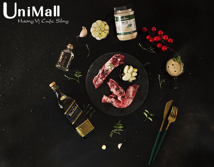 Bột tỏi để tạo mùi thơm cho món ăn