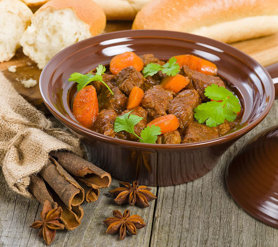 Bò hầm quế hồi