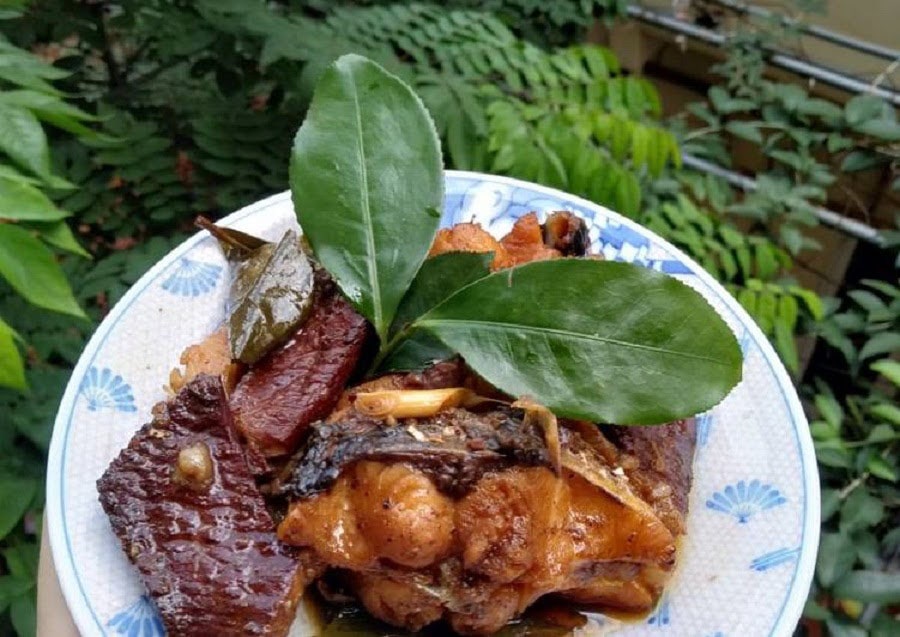 Món cá kho trà xanh