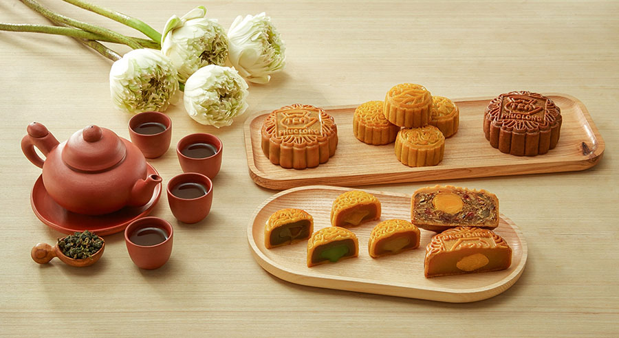 Trà Ô long và bánh trung thu